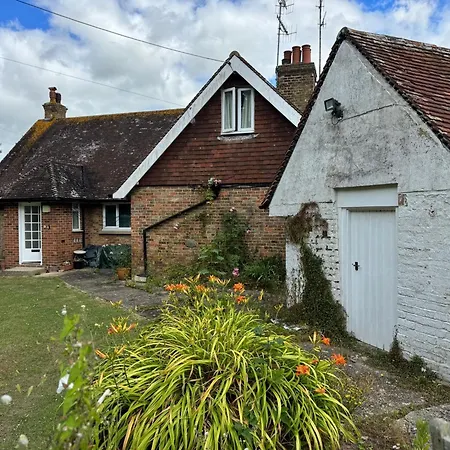 Historic Riverside Kiln Cottage - Top Flat Tarring Neville Exterior photo